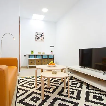 Sleeps 10 Pool Air Con Wifi プエルト・カレロ
