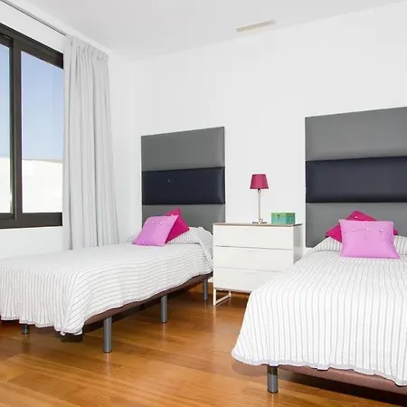 ヴィラ Sleeps 10 Pool Air Con Wifi プエルト・カレロ