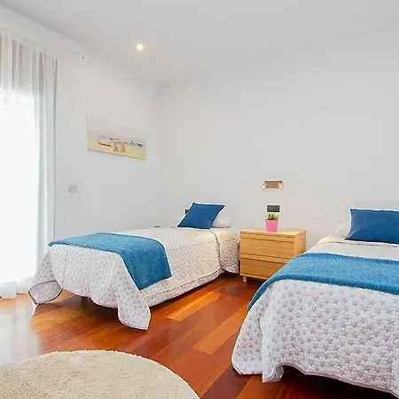 Sleeps 10 Pool Air Con Wifi Puerto Calero